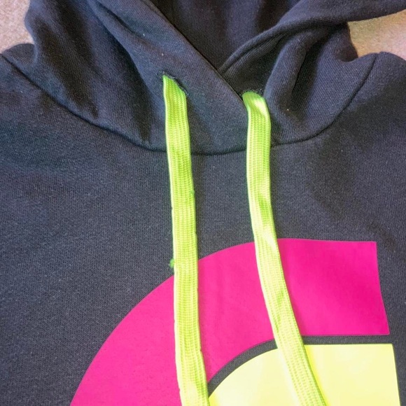 The north face hoodie black north face hoodie graphic spellout women size medium - Picture 2 of 4